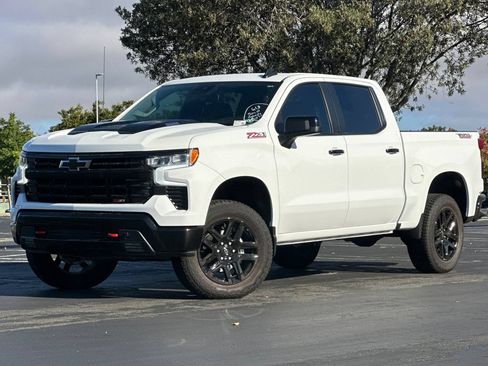 Used 2026 Chevrolet Silverado 1500 LT Trail Boss w/ Protection Package AWD/4WD image 8