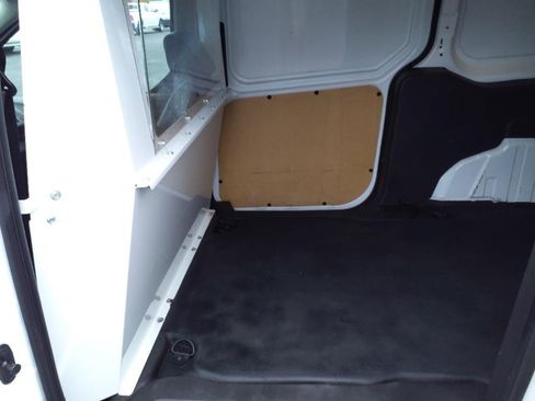 Used 2017 Ford Transit Connect XL image 36