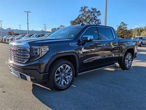 Used 2023 GMC Sierra 1500 Denali w/ Denali Reserve Package image 8