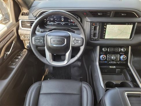 Used 2023 GMC Yukon Denali image 19