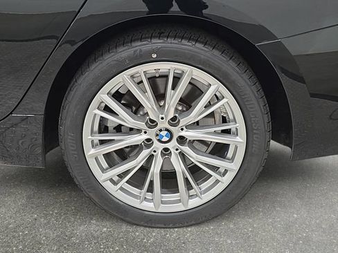 Certified 2023 BMW 330i xDrive Sedan w/ Driving Assistance Package AWD/4WD image 28