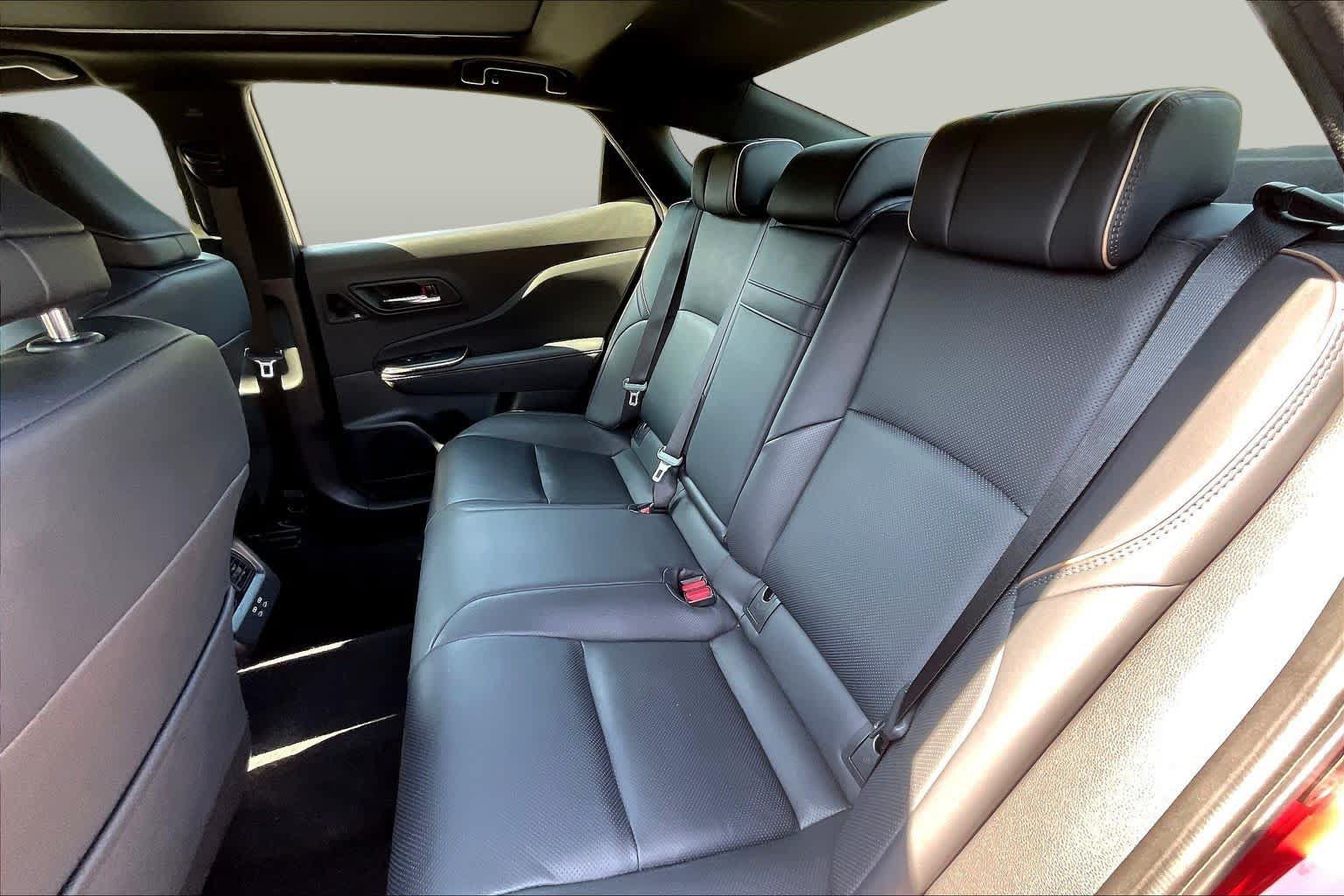Used 2023 Toyota Crown AWD/4WD image 20