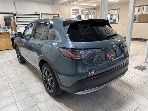 New 2026 Honda HR-V Sport image 2