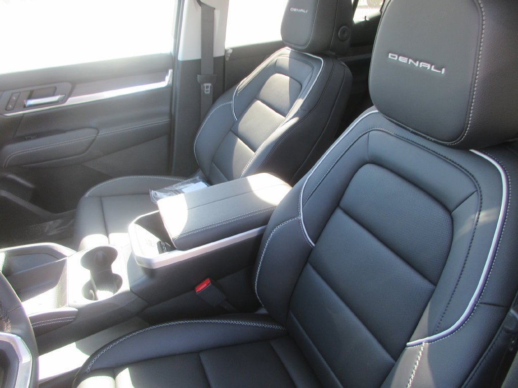 New 2027 GMC Terrain Denali AWD/4WD image 11
