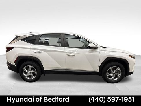 Used 2023 Hyundai Tucson SE AWD/4WD image 4