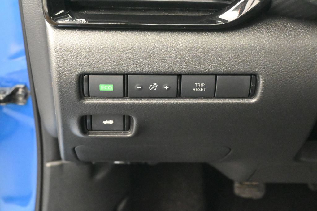 Used 2021 Nissan Sentra SR FWD image 16