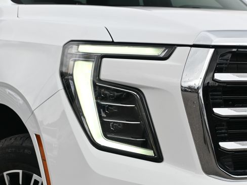 Used 2025 GMC Yukon Elevation w/ Technology Package image 28