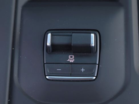 Used 2026 GMC Sierra 3500 Denali Ultimate image 25