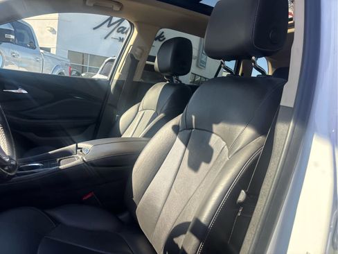 Used 2017 Buick Envision Essence image 6