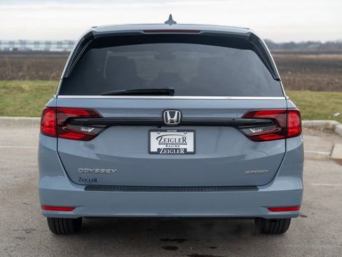 Used 2023 Honda Odyssey Sport image 6
