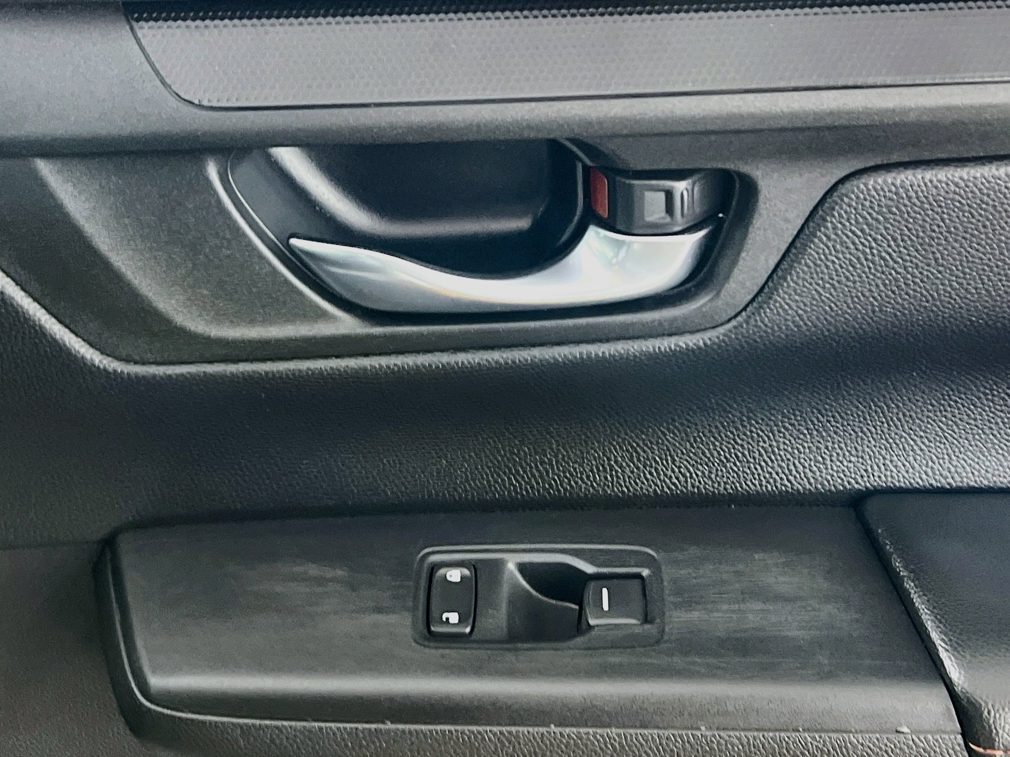 Used 2025 Honda CR-V Sport-L image 31