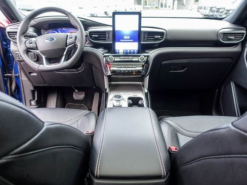 Used 2022 Ford Explorer ST w/ Equipment Group 401A image 4