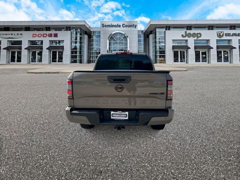 Used 2024 Nissan Frontier PRO-4X w/ Pro Premium Package AWD/4WD image 7