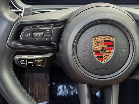 Used 2024 Porsche Cayenne AWD/4WD image 23