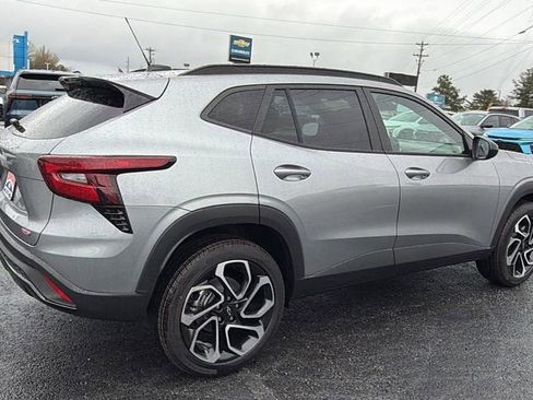 New 2026 Chevrolet Trax RS w/ Sunroof Package image 5