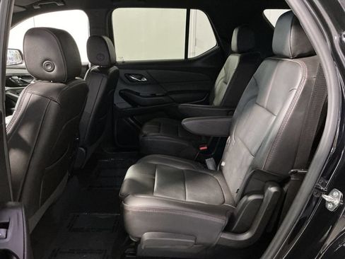 Used 2023 Chevrolet Traverse RS AWD/4WD image 25