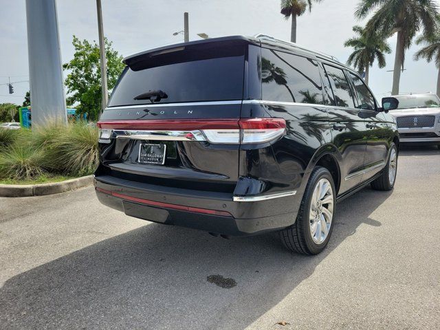 Certified 2024 Lincoln Navigator Reserve AWD/4WD image 6