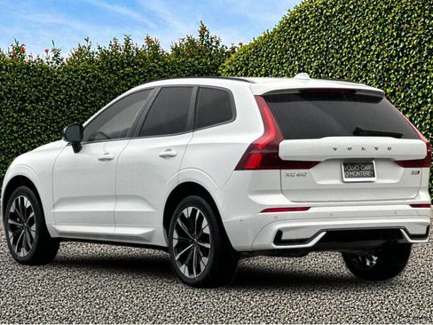 New 2026 Volvo XC60 B5 Plus w/ Protection Package Premier AWD/4WD image 4