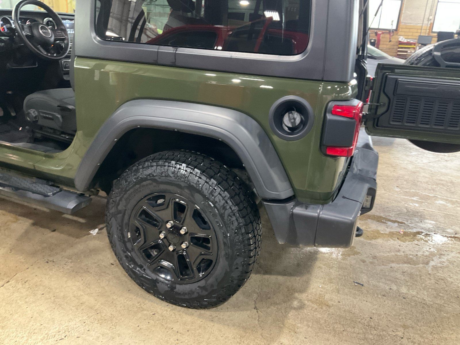 Used 2021 Jeep Wrangler Sport AWD/4WD image 22