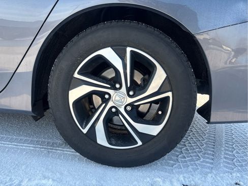 Used 2017 Honda Accord LX image 8