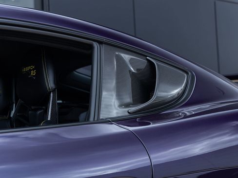 Certified 2025 Porsche 718 Cayman GT4 RS RWD image 22