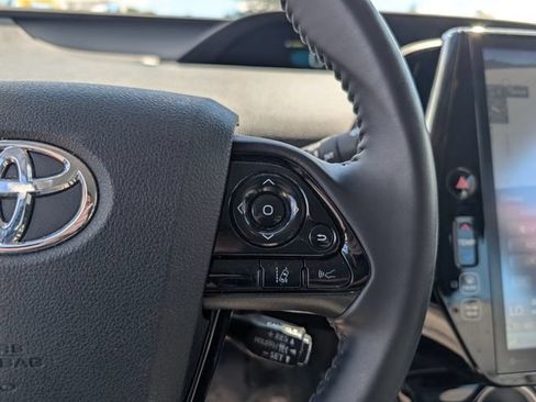 Used 2022 Toyota Prius Prime XLE FWD image 20