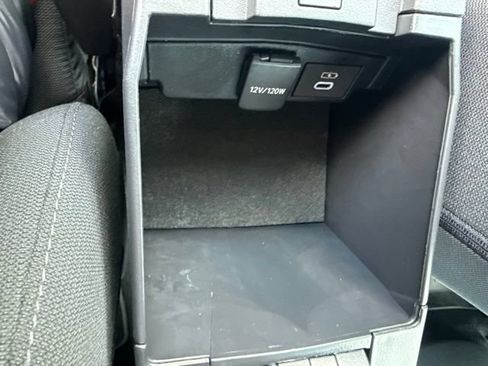 Used 2025 Toyota Corolla LE w/ Convenience Package FWD image 29