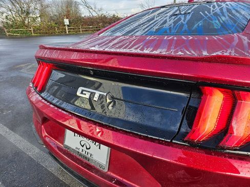 Used 2019 Ford Mustang GT image 18