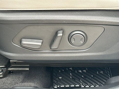 New 2026 Hyundai Tucson Limited image 29