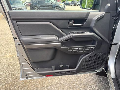New 2026 Toyota Tacoma SR5 RWD image 39