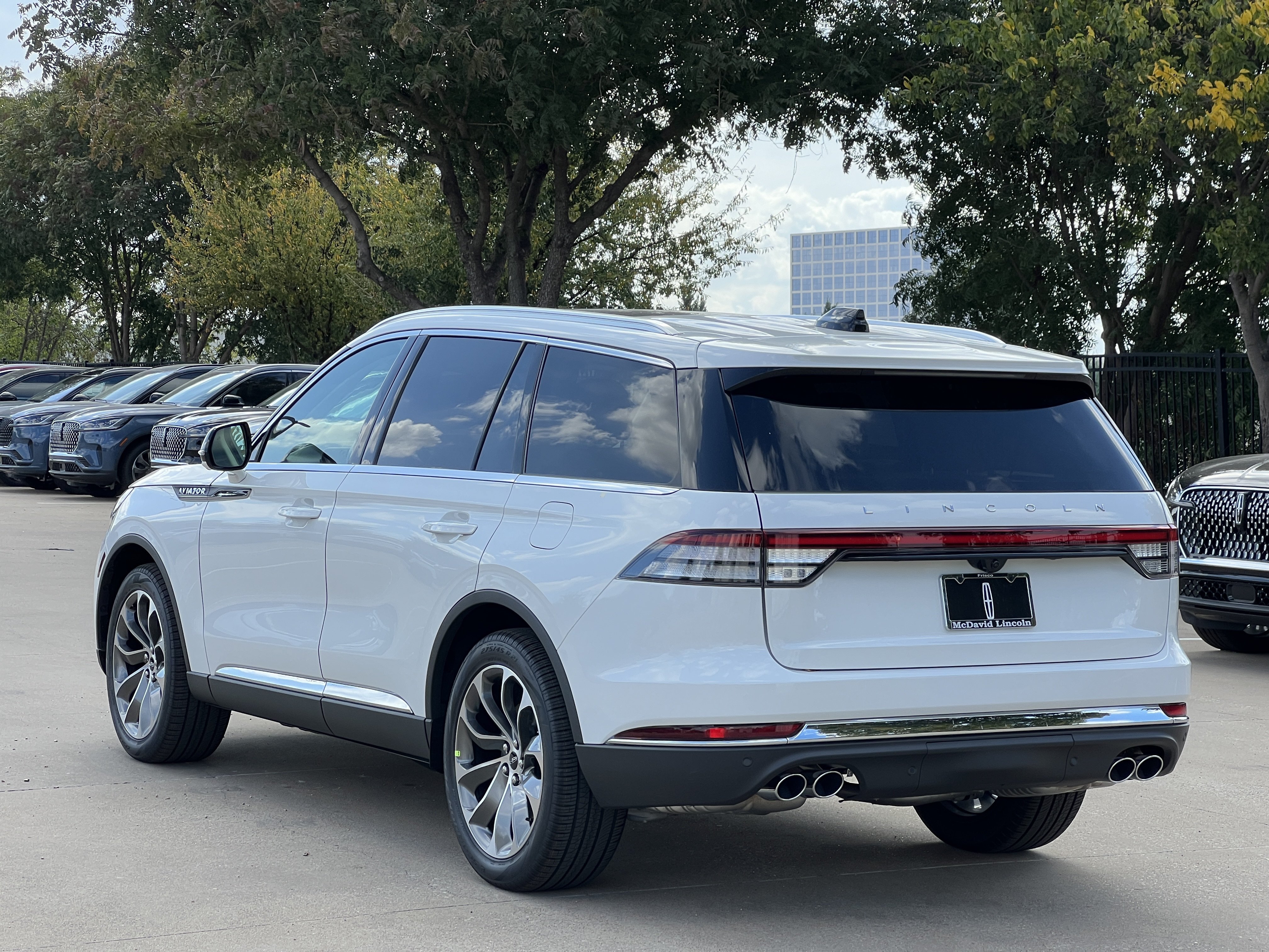 New 2027 Lincoln Aviator Reserve RWD image 7