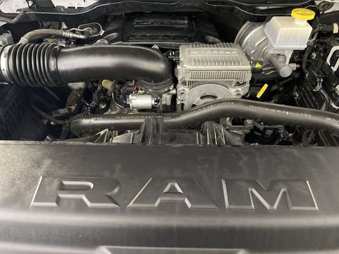 Used 2024 RAM 1500 Limited AWD/4WD image 35
