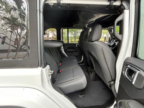 New 2024 Jeep Wrangler Unlimited Sahara AWD/4WD image 23