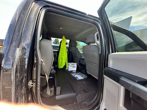 Used 2017 Ford F350 XLT w/ Camper Package AWD/4WD image 14