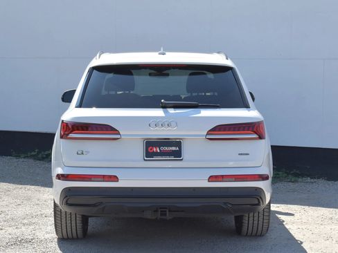 Used 2020 Audi Q7 3.0T Premium Plus w/ Premium Plus Package AWD/4WD image 4