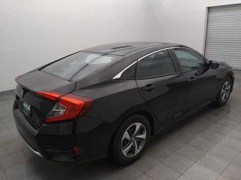 Used 2019 Honda Civic LX image 9