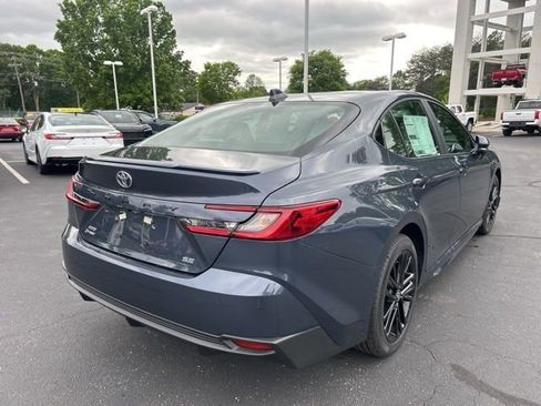 New 2026 Toyota Camry SE AWD/4WD image 5