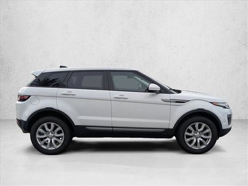 Used 2017 Land Rover Range Rover Evoque SE Premium image 4