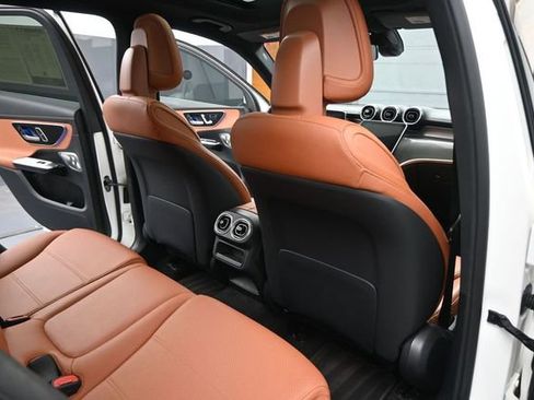 Used 2023 Mercedes-Benz GLC 300 image 25