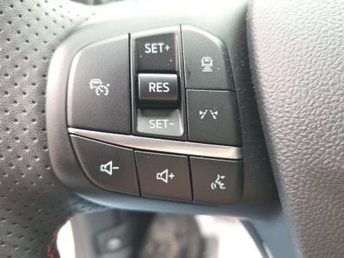 Certified 2025 Ford Escape ST-Line w/ Tech Pack #1 image 41