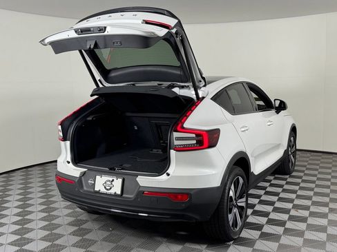 Certified 2023 Volvo C40 Recharge Core AWD/4WD image 9