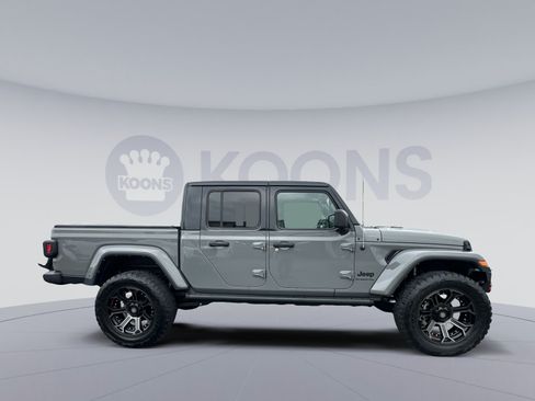 Used 2021 Jeep Gladiator Overland w/ Popular Equipment Package AWD/4WD image 12