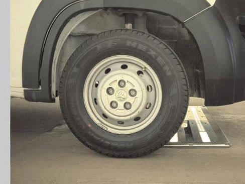 Used 2023 RAM ProMaster 2500 FWD image 23