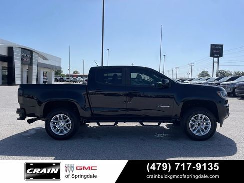 Used 2020 Chevrolet Colorado W/T w/ Custom Special Edition RWD image 8