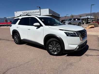 Certified 2025 Nissan Pathfinder SV