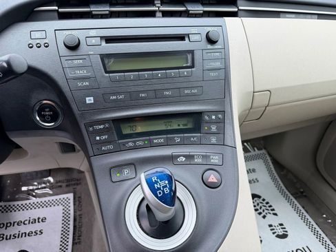 Used 2010 Toyota Prius FWD image 16