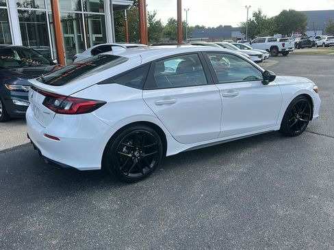 Used 2025 Honda Civic Sport image 3