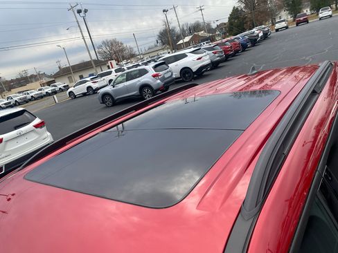 Used 2023 Ford Explorer ST-Line w/ Class IV Trailer Tow Package image 9