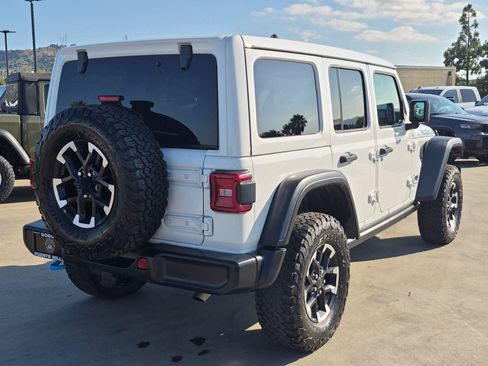 Certified 2025 Jeep Wrangler Unlimited Rubicon 4xe w/ Convenience Group AWD/4WD image 6