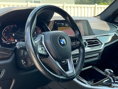 Used 2021 BMW X5 xDrive40i w/ Premium Package AWD/4WD image 19